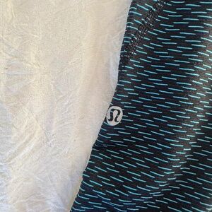 Lululemon black and blue leggings